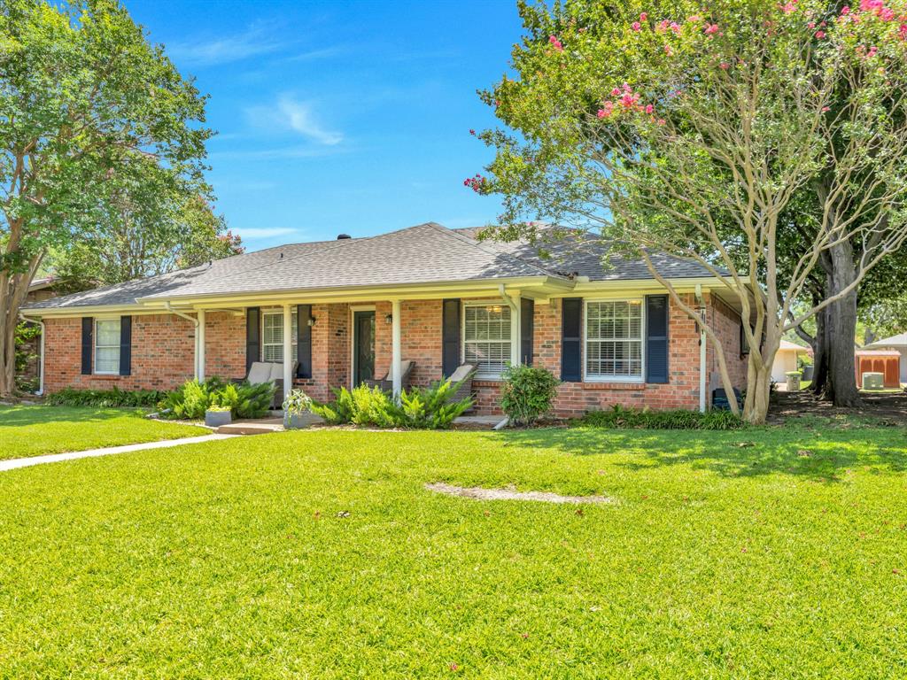 2500 Stonemoss Drive Property Photo 1
