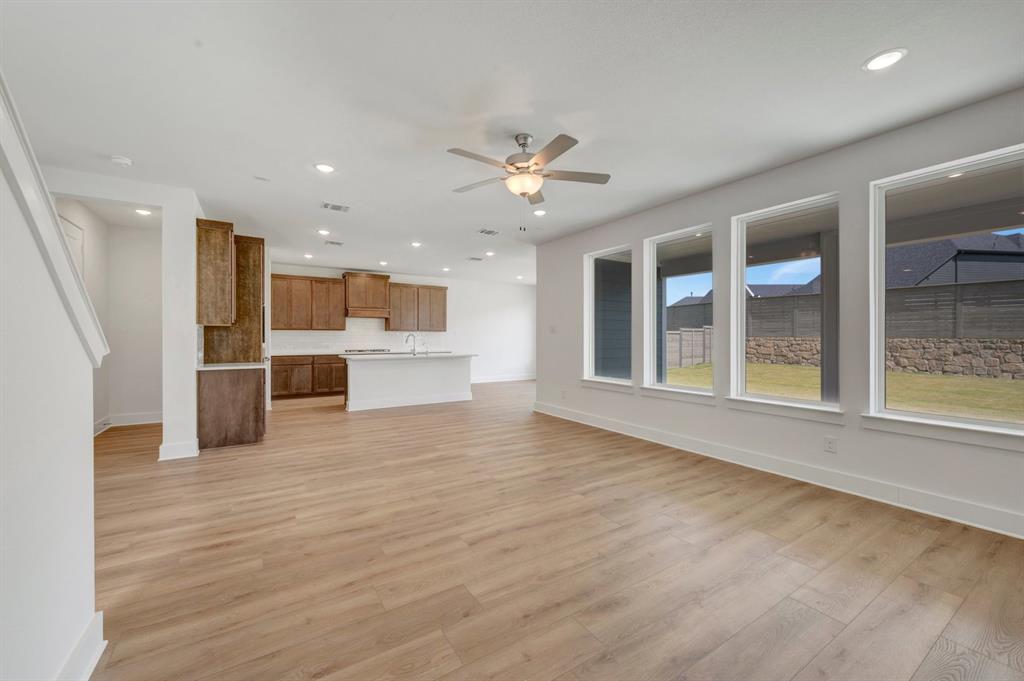 11744 Edgewood Drive Property Photo 13