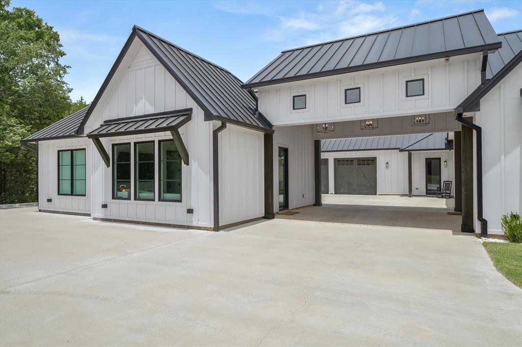 12365 Fm 859 Property Photo 10