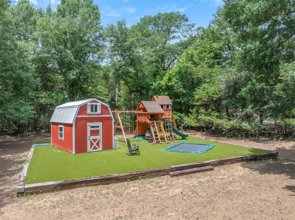 12365 Fm 859 Property Photo 37
