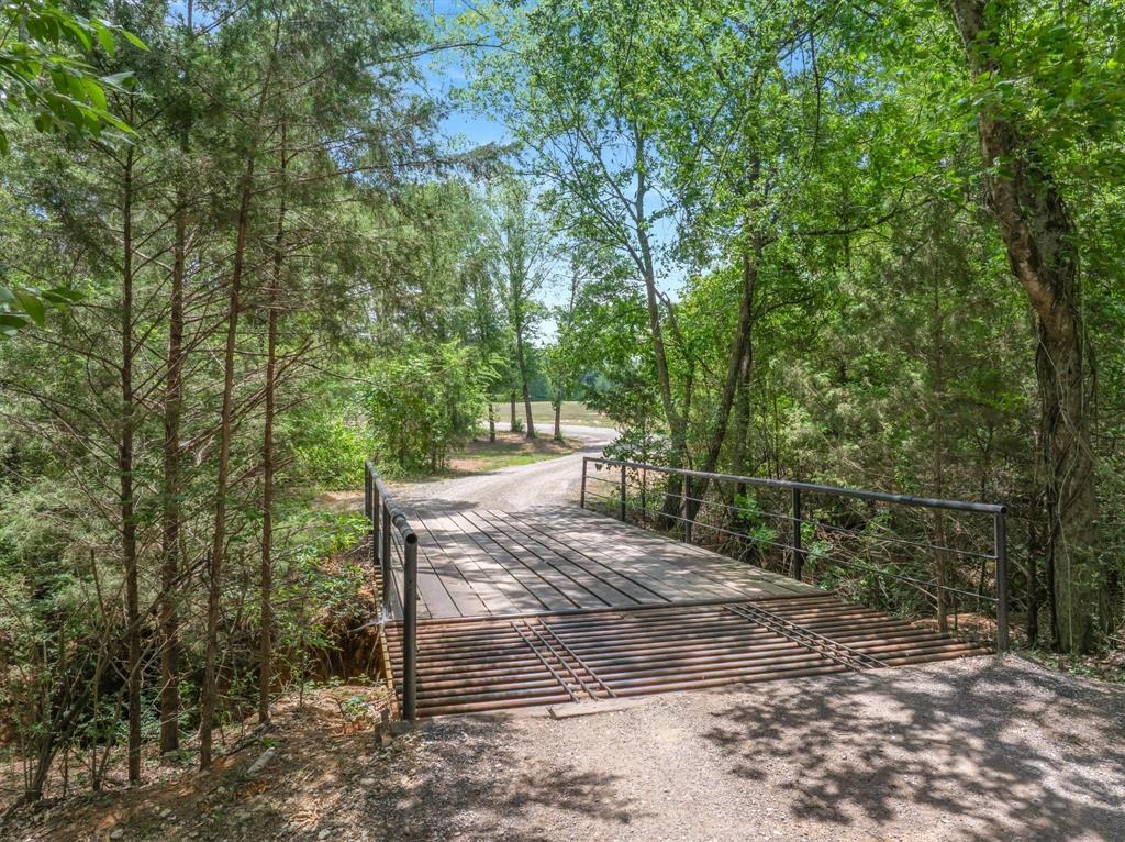 12365 Fm 859 Property Photo 40