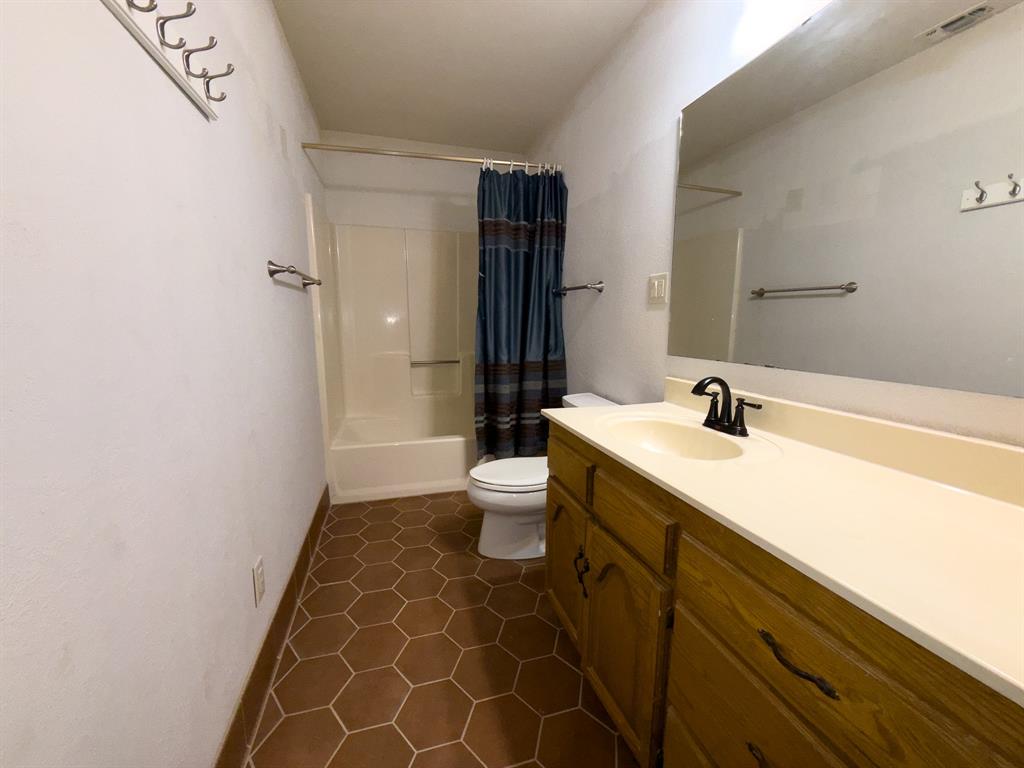 950 County Road 126 Property Photo 28