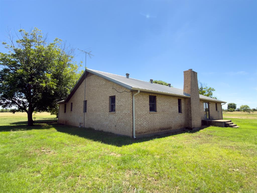 950 County Road 126 Property Photo 35