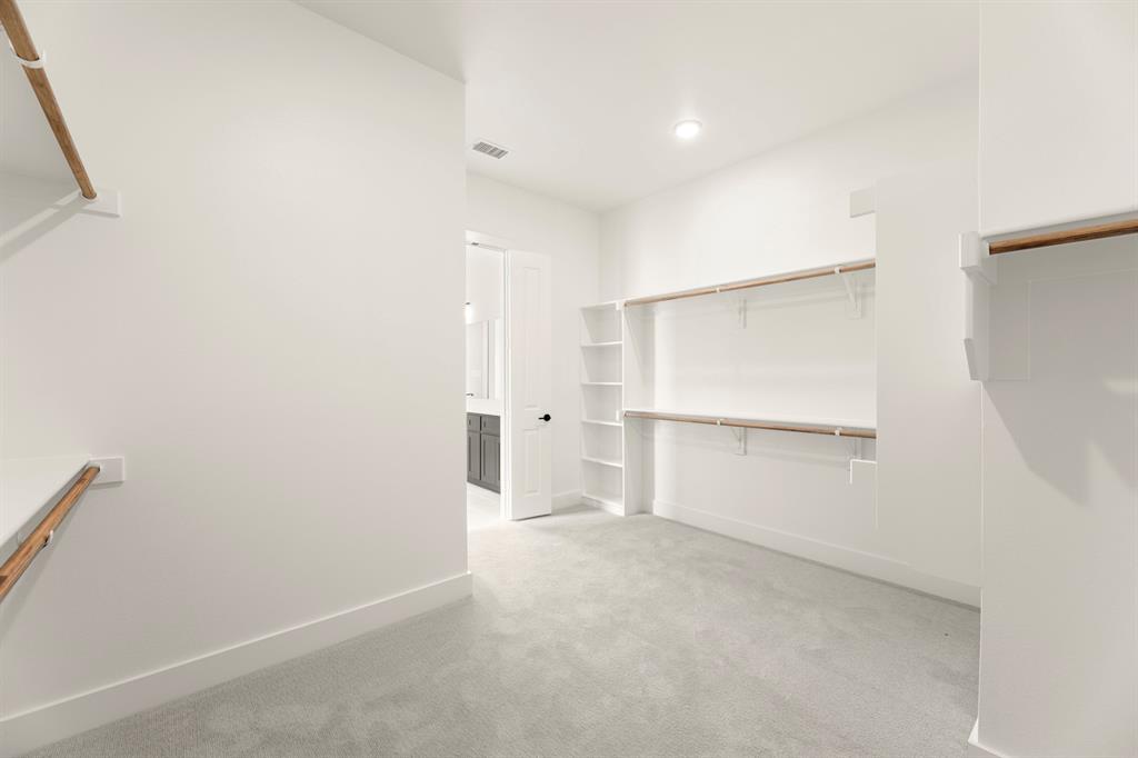 9908 Buckingham Court Property Photo 22