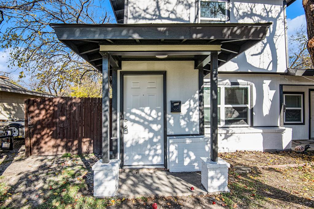 408 Dawson Circle B Property Photo 5