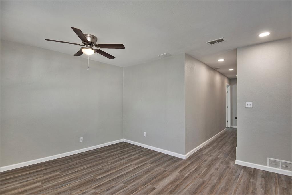 408 Dawson Circle B Property Photo 8
