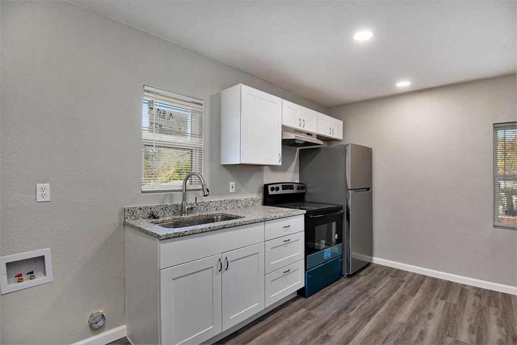 408 Dawson Circle B Property Photo 11