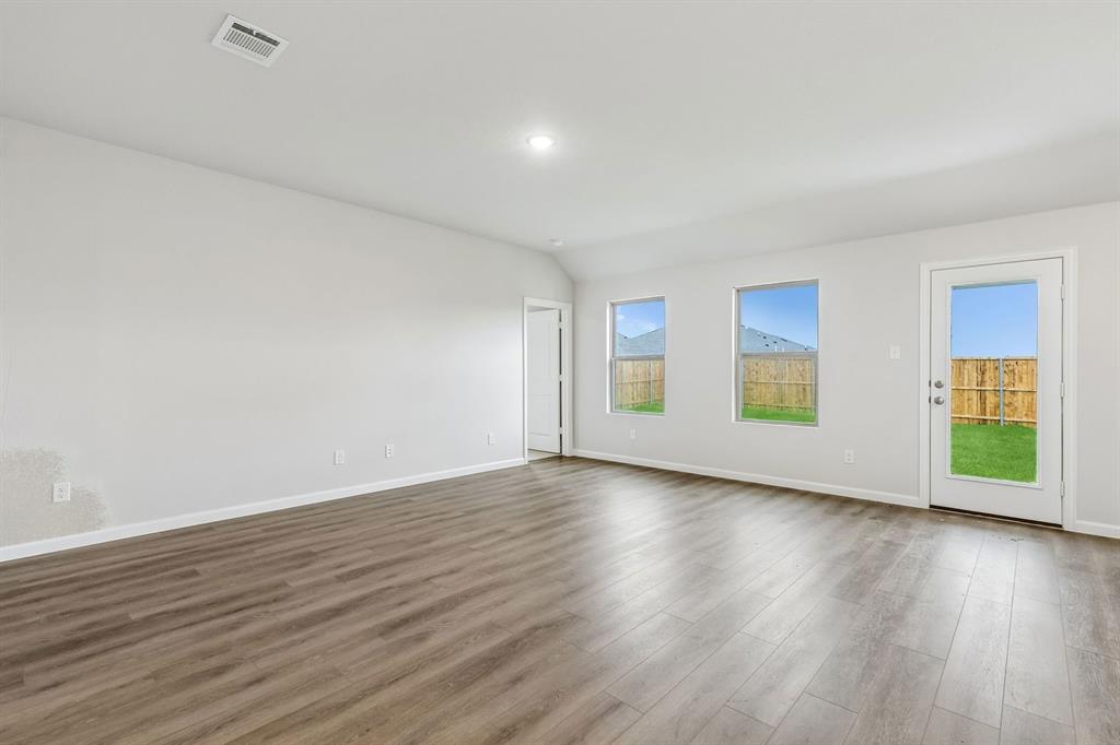 1108 Angus Lane Property Photo 10