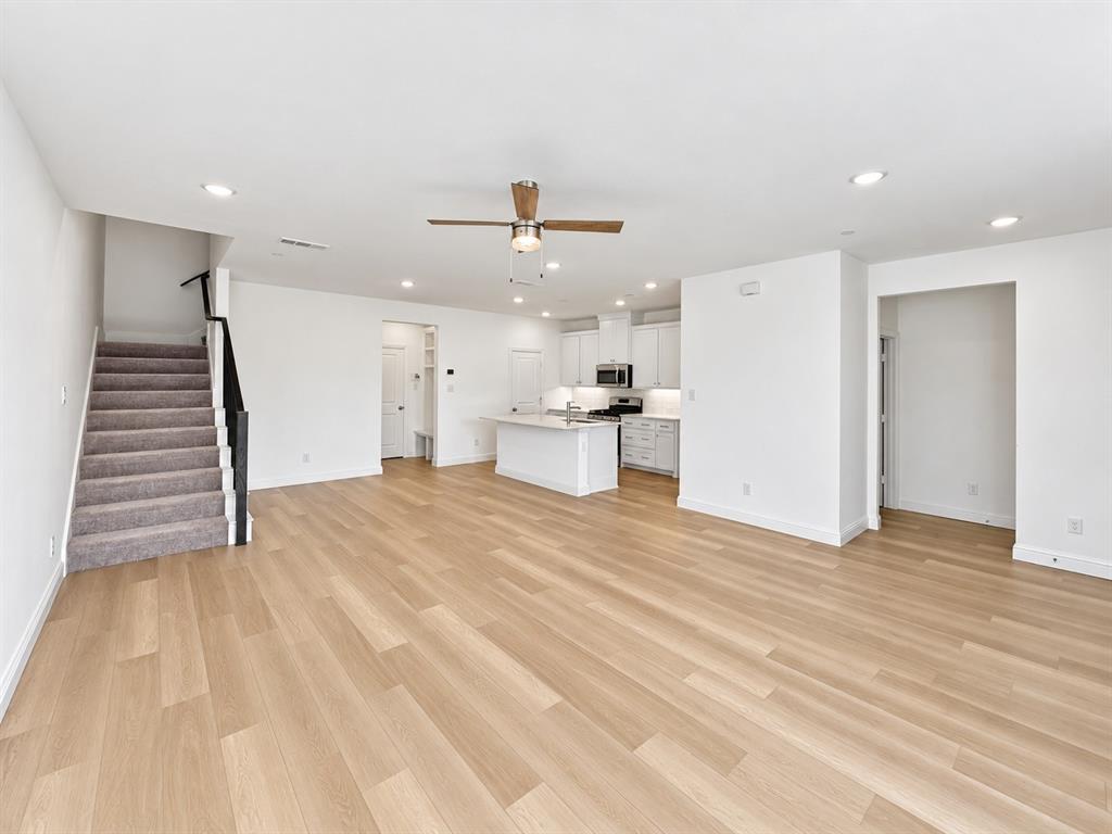 8980 Samara Street Property Photo 5