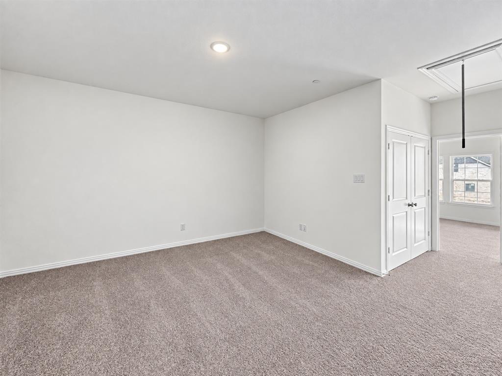 8980 Samara Street Property Photo 12