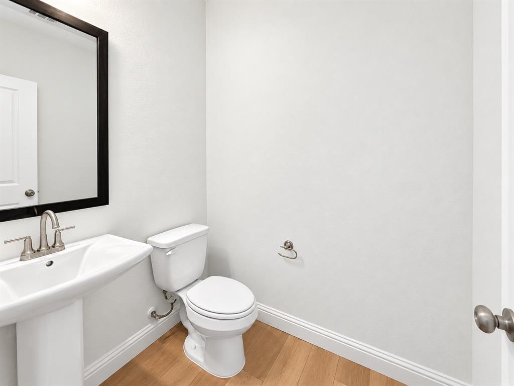 8980 Samara Street Property Photo 27
