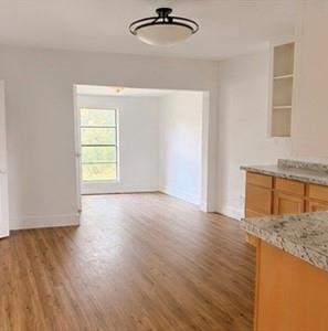 125 W Crawford Street Property Photo 4