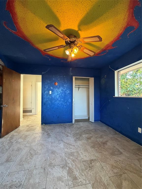 2406 W Broadview Street Property Photo 18