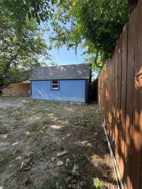 2406 W Broadview Street Property Photo 33