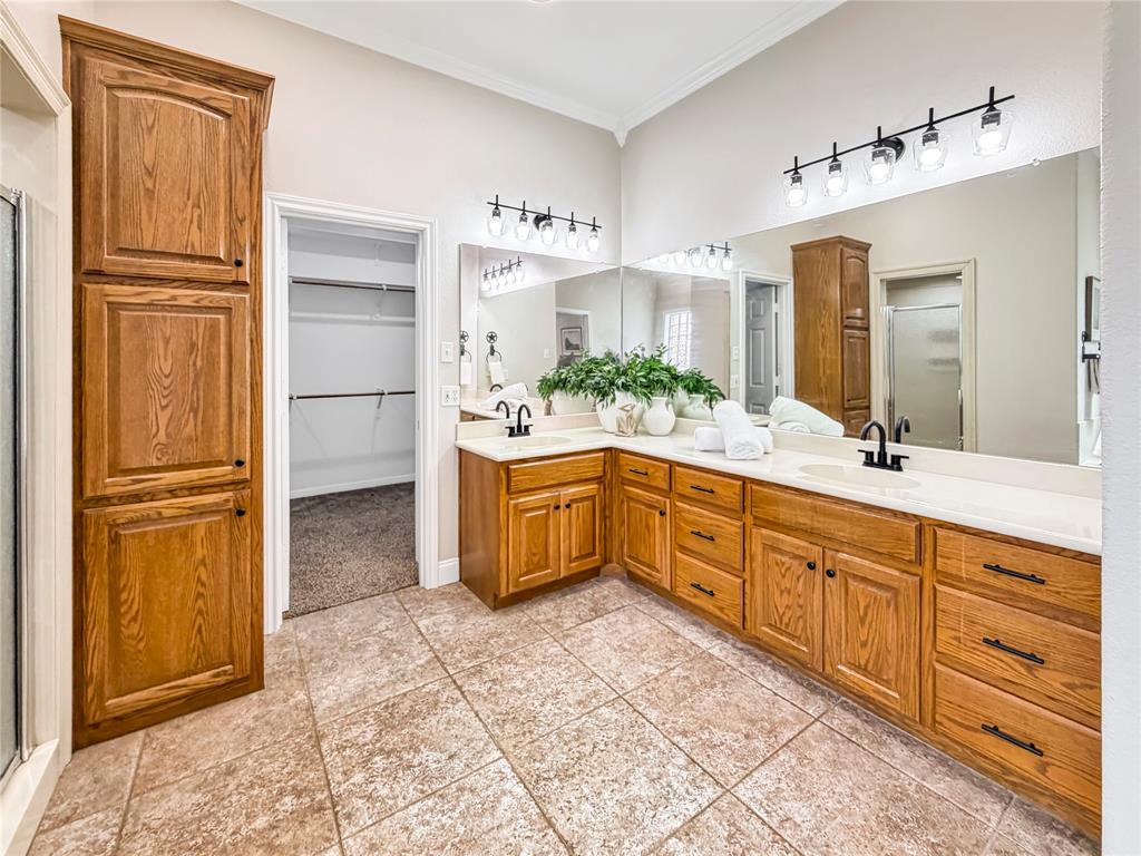 1008 Bosque Ridge Road Property Photo 11