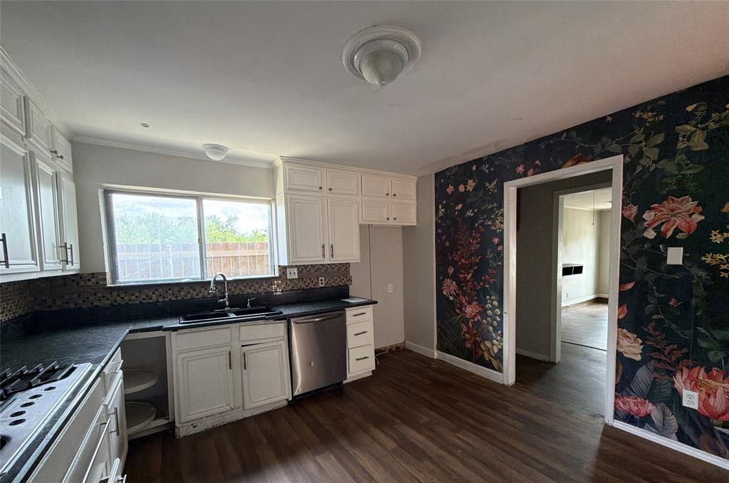 7791 Los Gatos Drive Property Photo 7