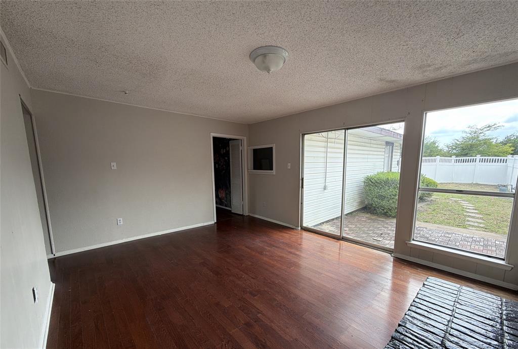 7791 Los Gatos Drive Property Photo 11
