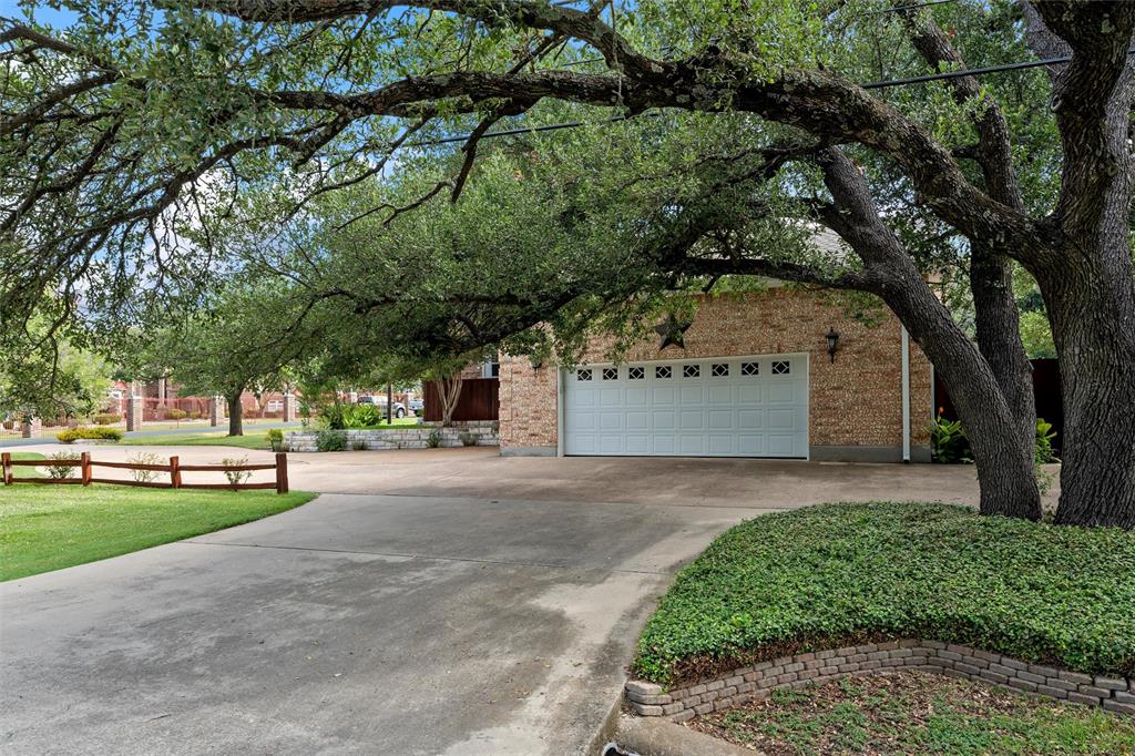 3401 Summit Circle Property Photo 4