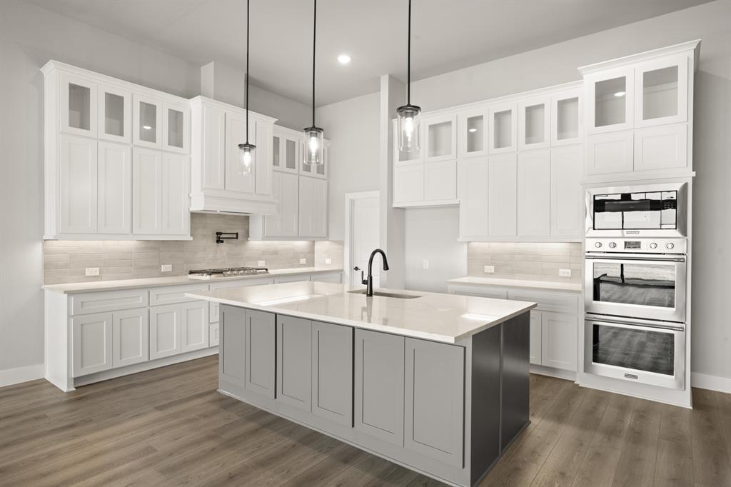 221 Penrose Drive Property Photo 9