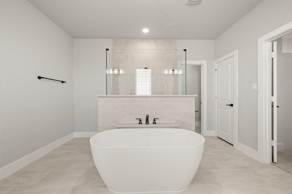 221 Penrose Drive Property Photo 22