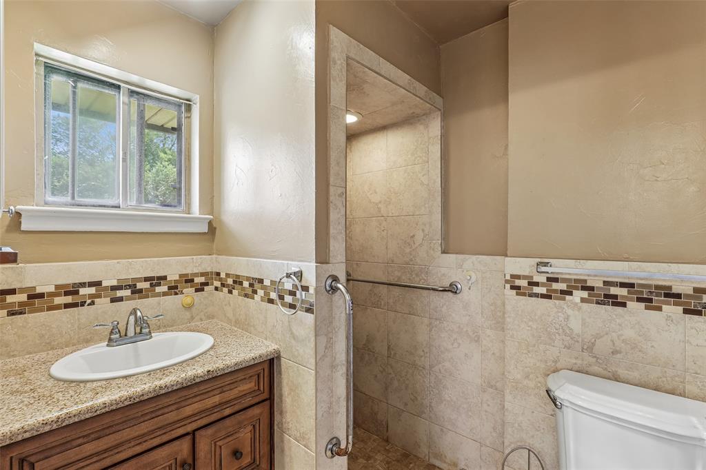 600 Westwood Drive Property Photo 23
