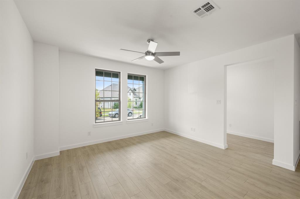 1169 Carnation Drive Property Photo 5