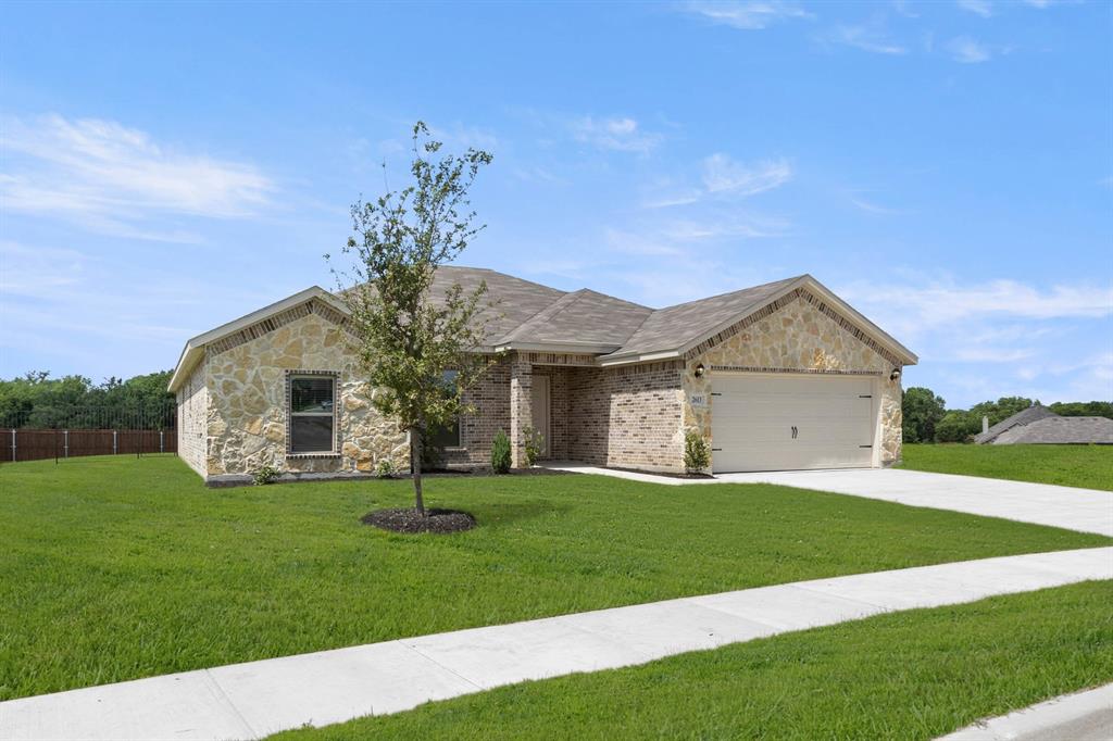 2613 River Bank Drive Property Photo 1