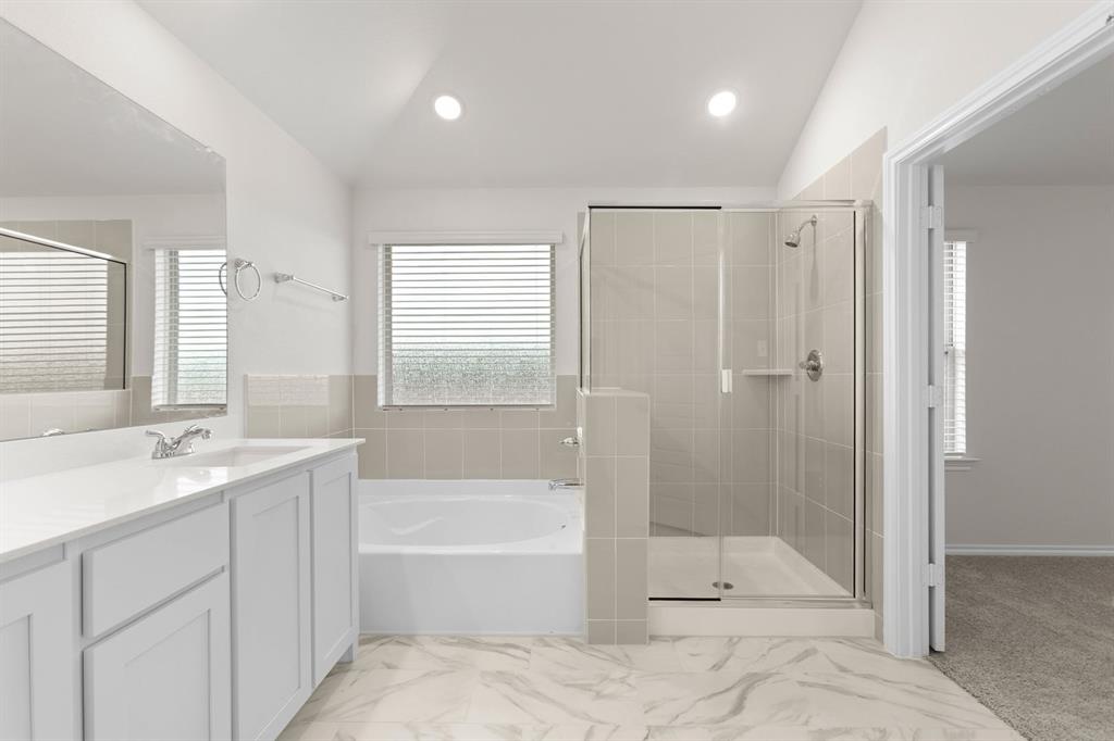 2613 River Bank Drive Property Photo 10