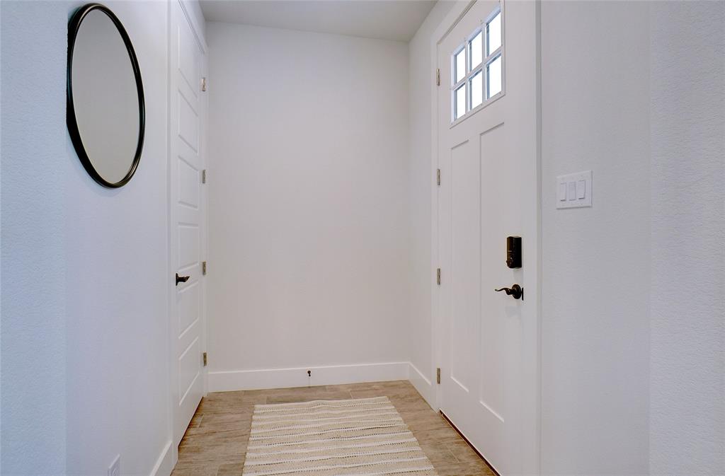 9616 Sullivan Lane Property Photo 2