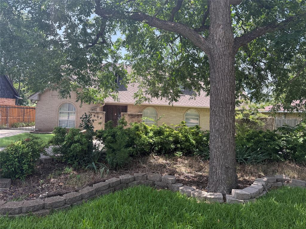 2904 Bridal Wreath Lane Property Photo 1