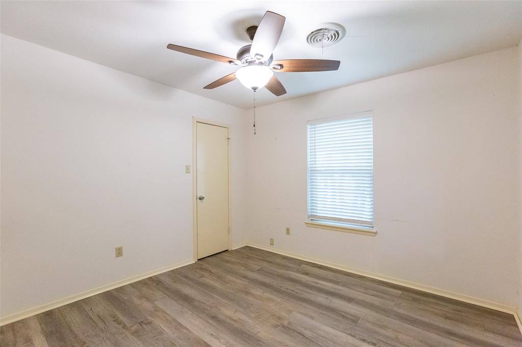 8001 Weehunt Court Property Photo 19