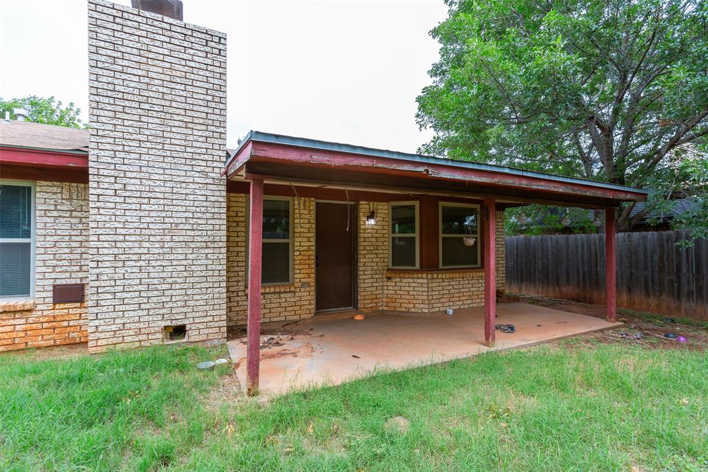 8001 Weehunt Court Property Photo 32