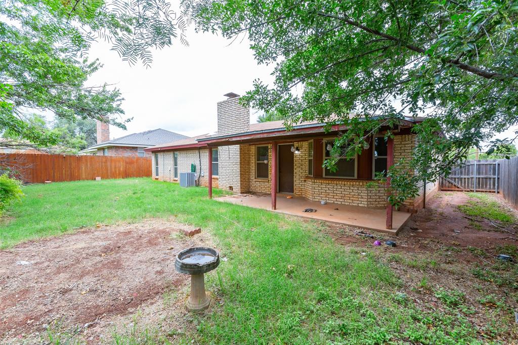 8001 Weehunt Court Property Photo 33