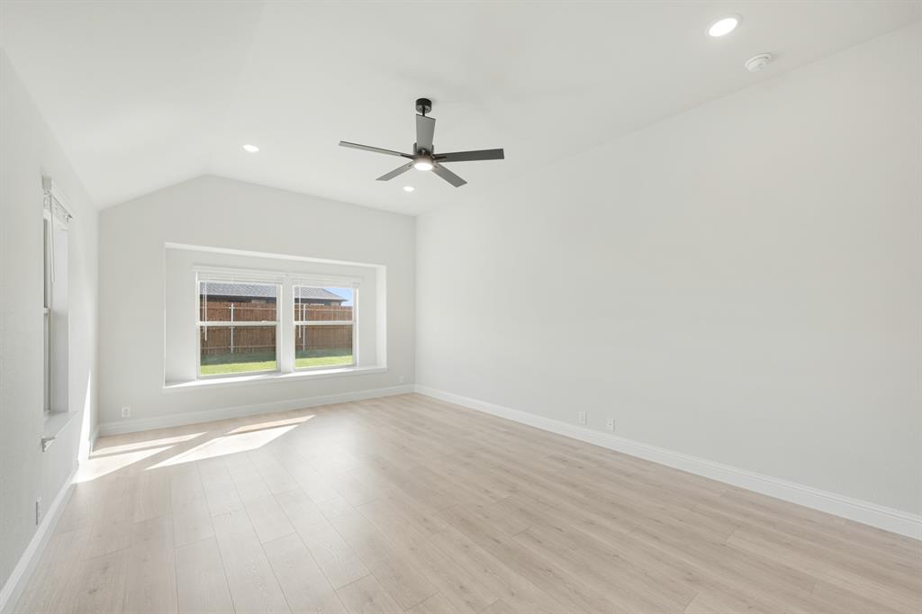 125 Ponce De Leon Drive Property Photo 16
