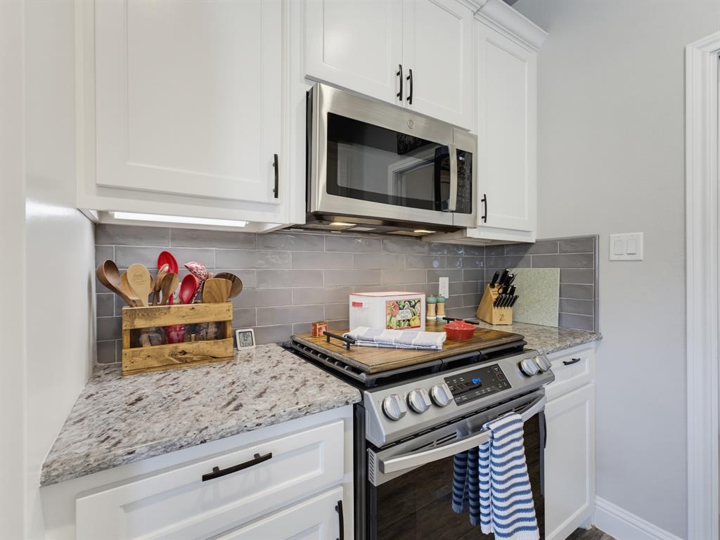 2807 Sky Harbour Drive Property Photo 13