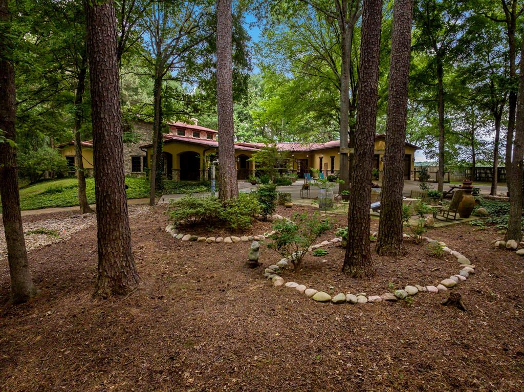 660 County Road 1334 Property Photo 3