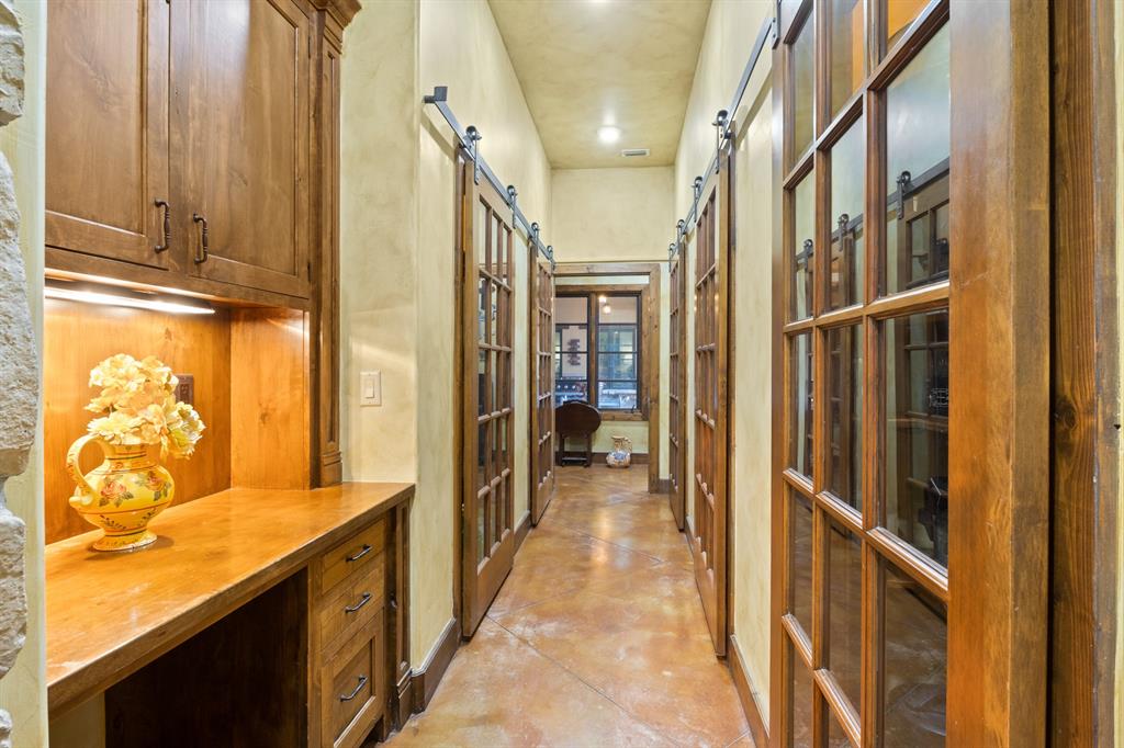 660 County Road 1334 Property Photo 18