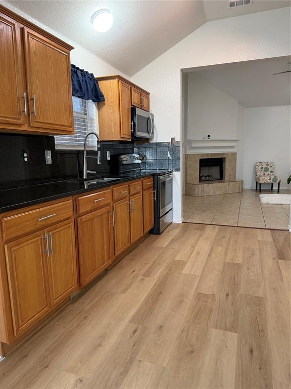 2648 Carmen Drive Property Photo 4