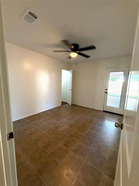 2648 Carmen Drive Property Photo 10