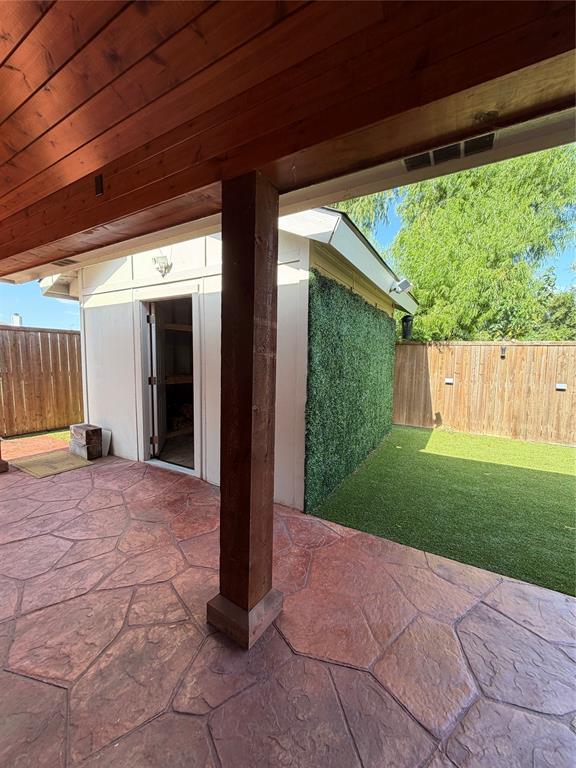 2648 Carmen Drive Property Photo 14