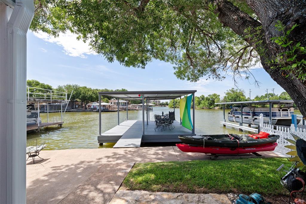 505 Brazos Harbor Drive Property Photo 1