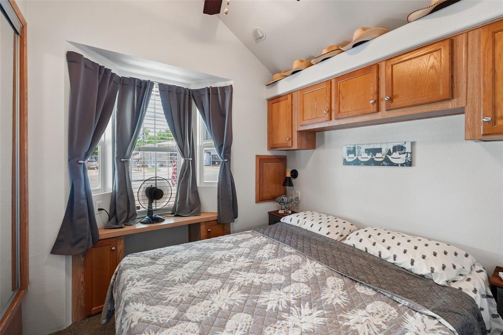 505 Brazos Harbor Drive Property Photo 22