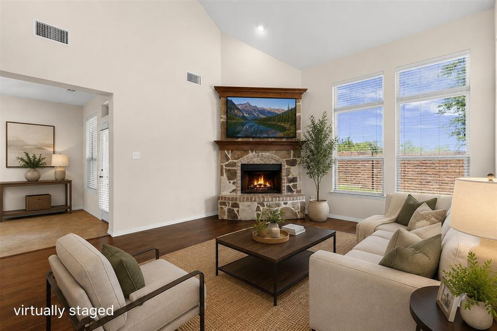 5128 Grove Cove Drive Property Photo 11
