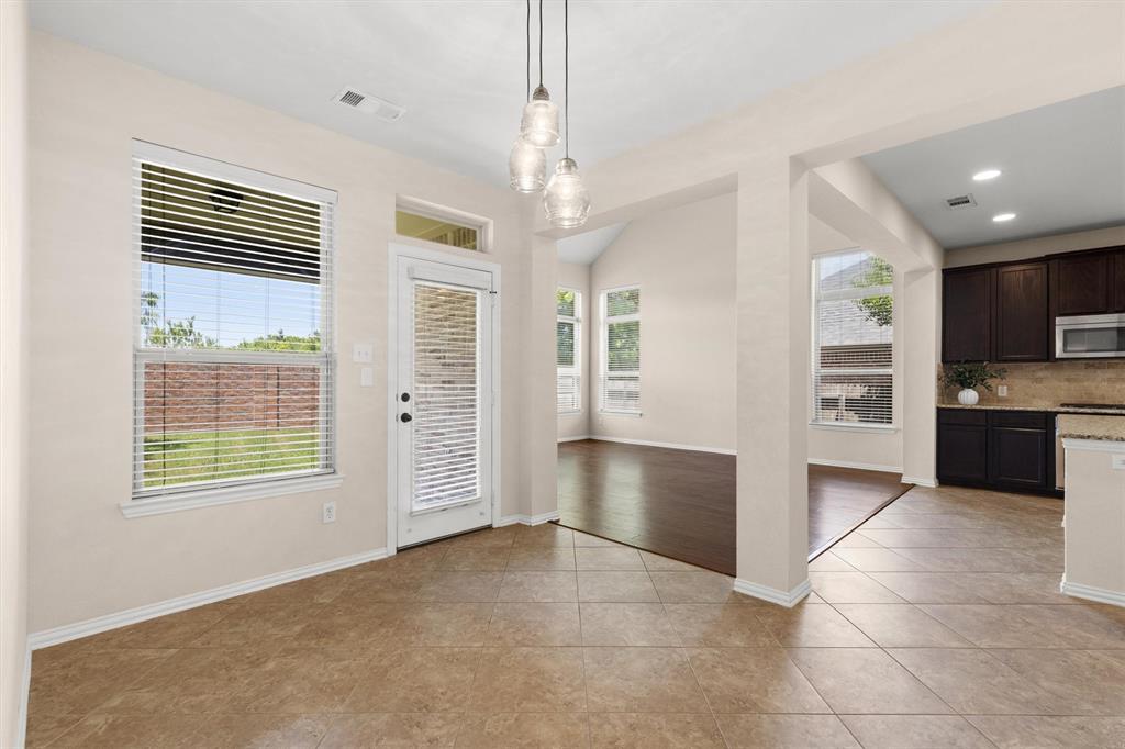 5128 Grove Cove Drive Property Photo 17