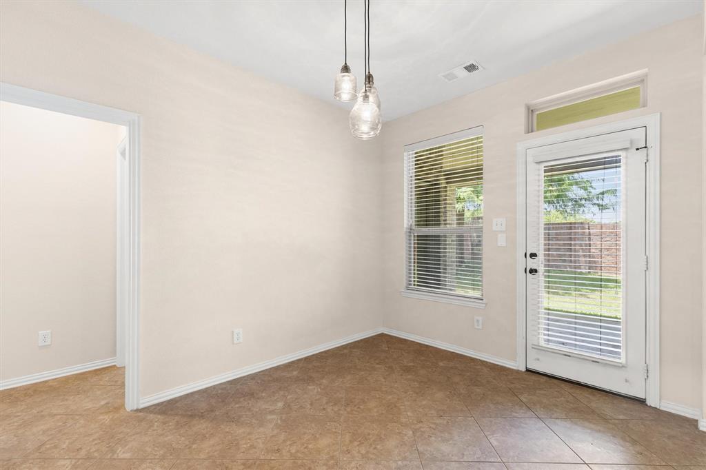 5128 Grove Cove Drive Property Photo 19