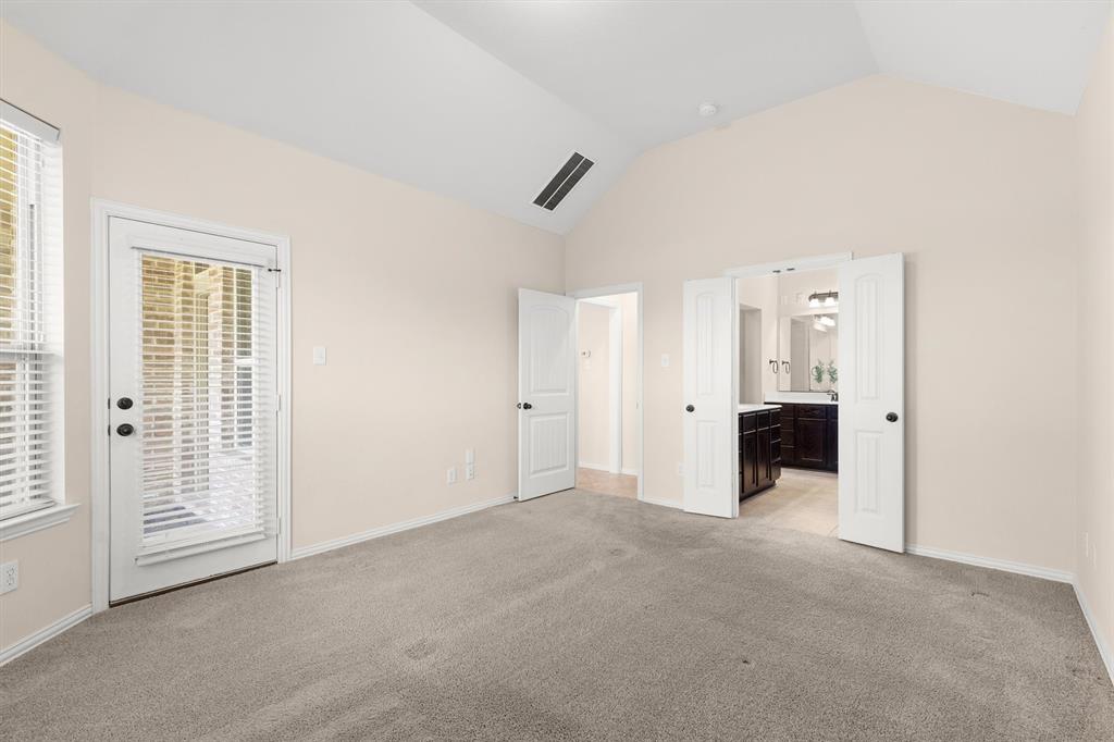 5128 Grove Cove Drive Property Photo 23