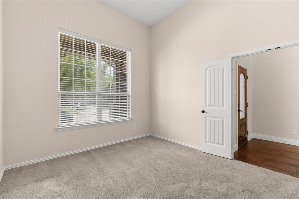 5128 Grove Cove Drive Property Photo 27