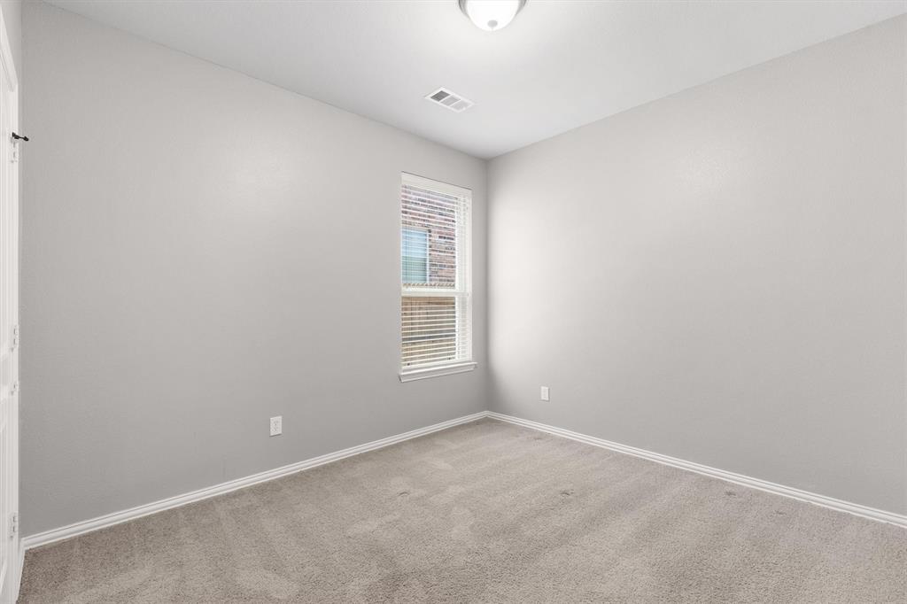 5128 Grove Cove Drive Property Photo 34