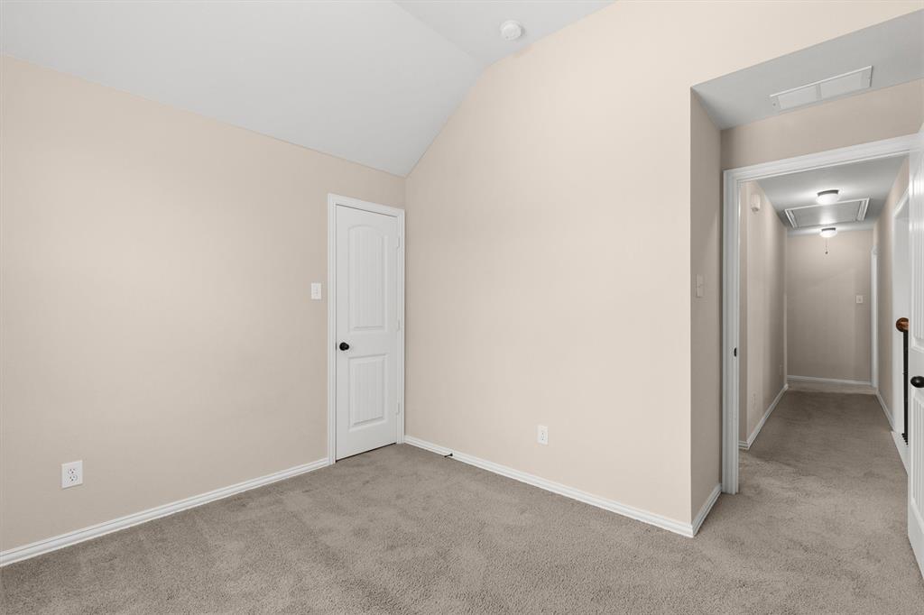5128 Grove Cove Drive Property Photo 35