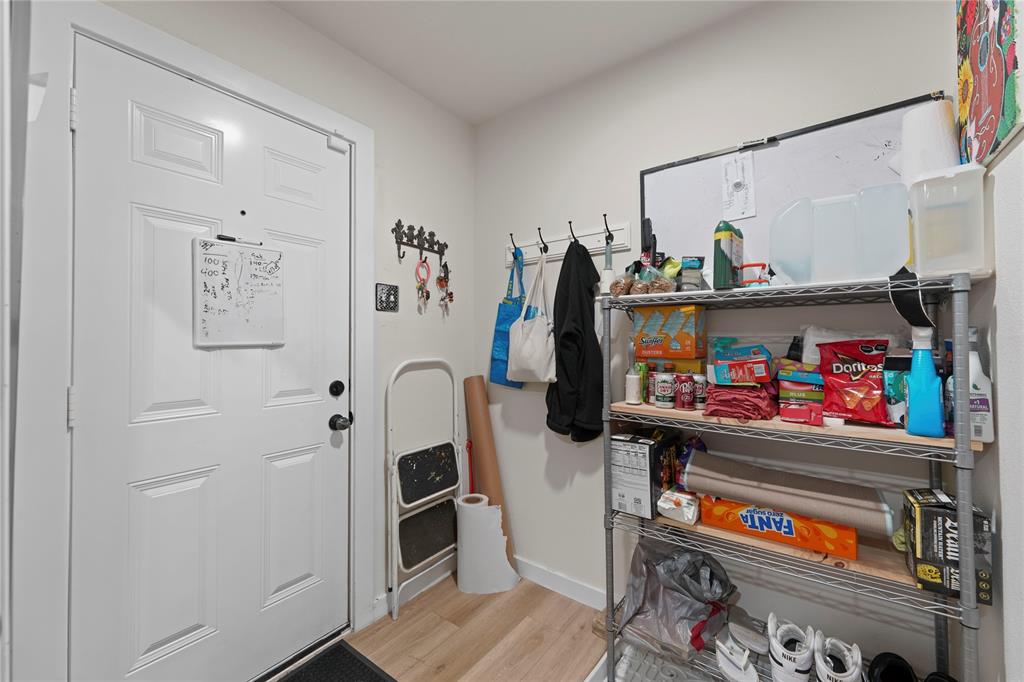 9209 Palisade Drive Property Photo 28